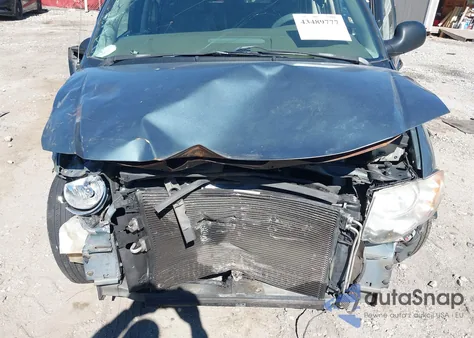 2007 Chrysler Town & Country Lx from USA, damaged, VIN 2A4GP44R47R245307